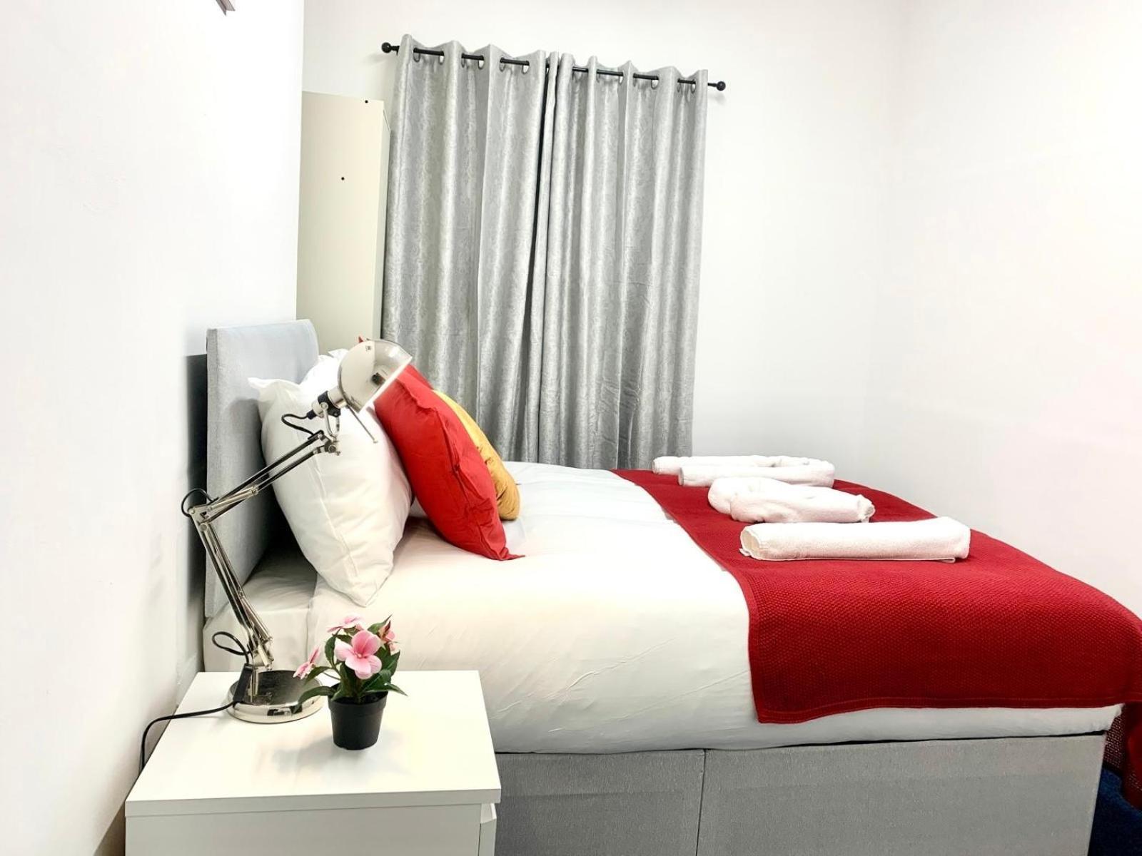 Bed and Breakfast Tea Revolution Лондон Экстерьер фото